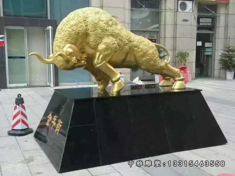 拓荒牛铜雕，黄铜动物雕塑
