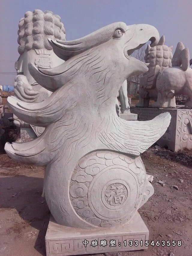 鹰头抱福石雕，公园景观石雕 (1)