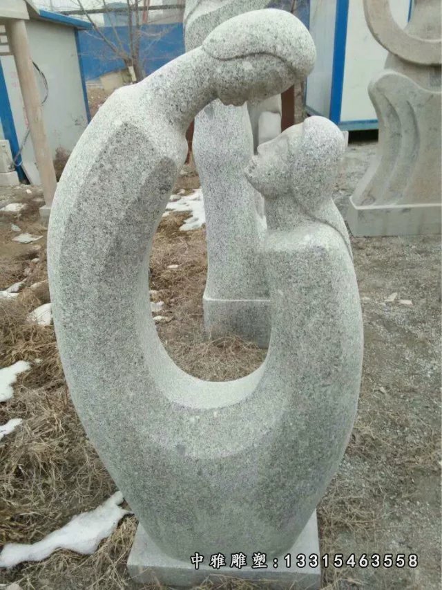 抽象人物石雕，公园景观雕塑