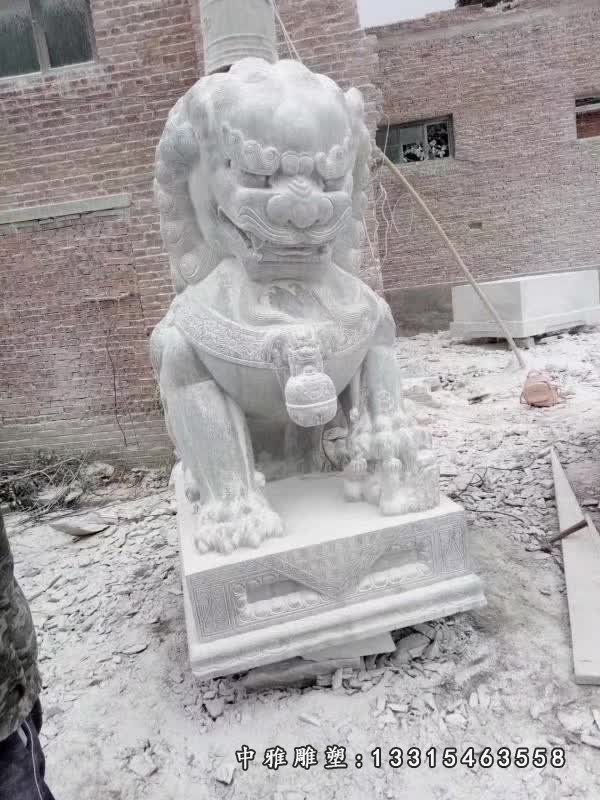 看门狮子门墩石雕