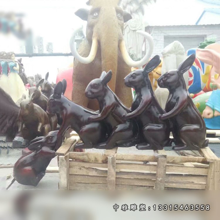 玻璃钢仿铜玩耍卡通兔子摆件 玻璃钢公园动物雕塑 (3)