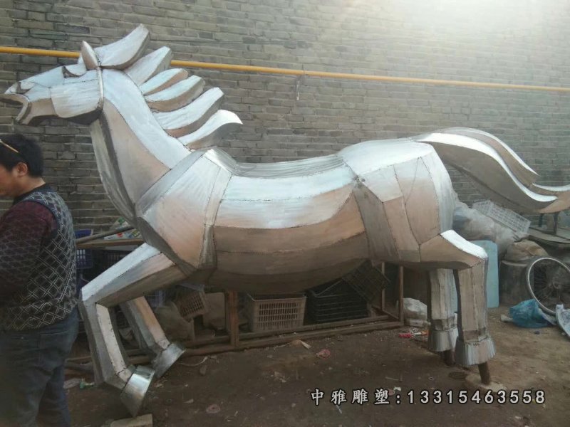 不锈钢户外奔跑动物马雕塑