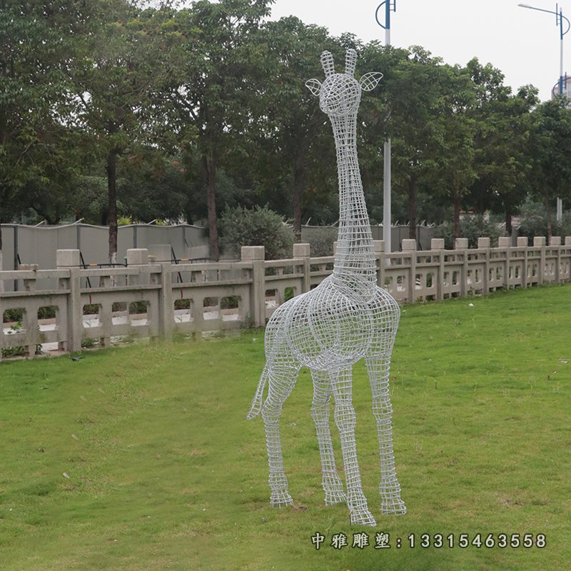 不锈钢镂空长颈鹿雕塑 (2)