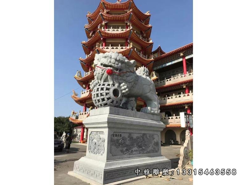 大理石踩球狮子雕塑（1）