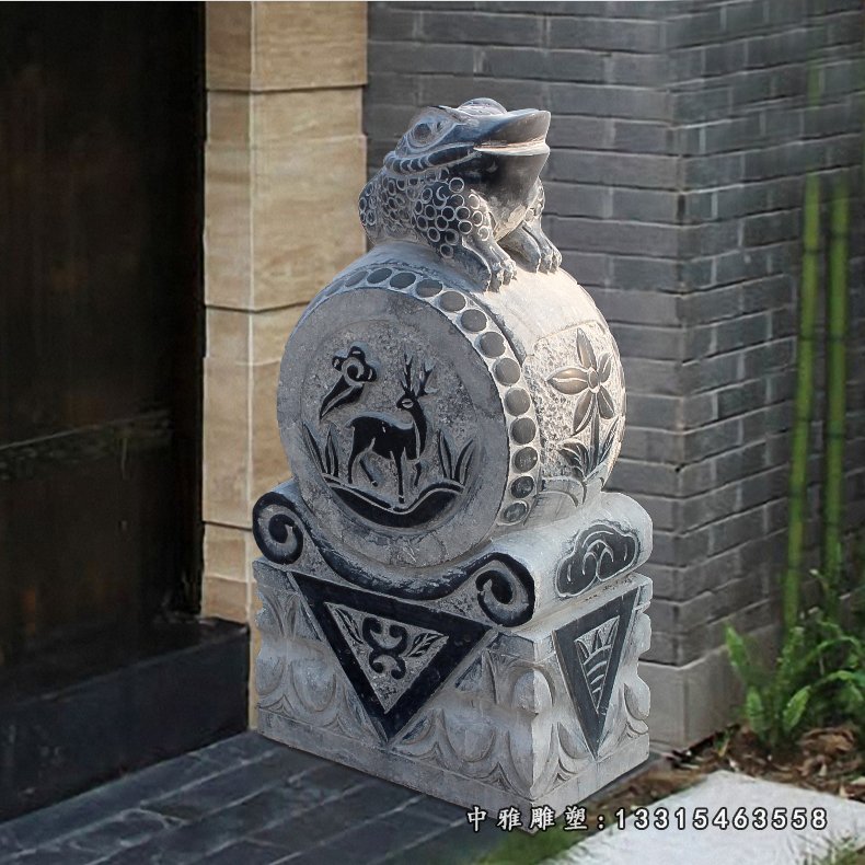 金蟾抱鼓石，招财石雕
