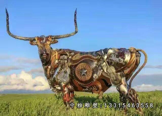 机械牛铜雕，公园铜牛雕塑