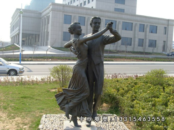 跳舞的人物铜雕，街边人物铜雕
